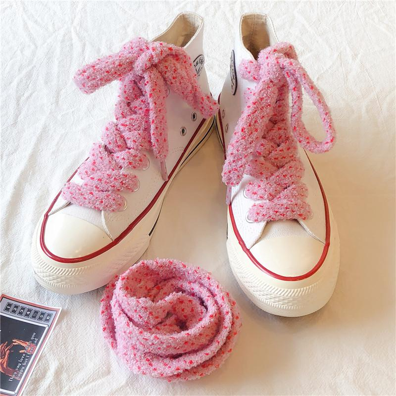 Shoelace
